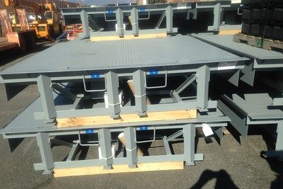 steel pallet lifts